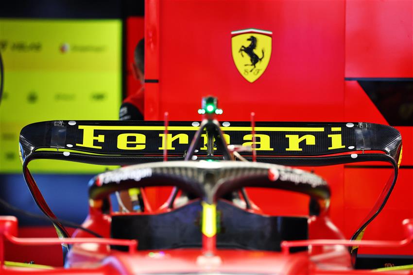 Ferrari rear wing