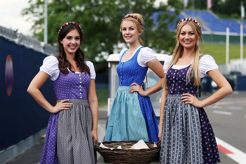 Three Austrian girls