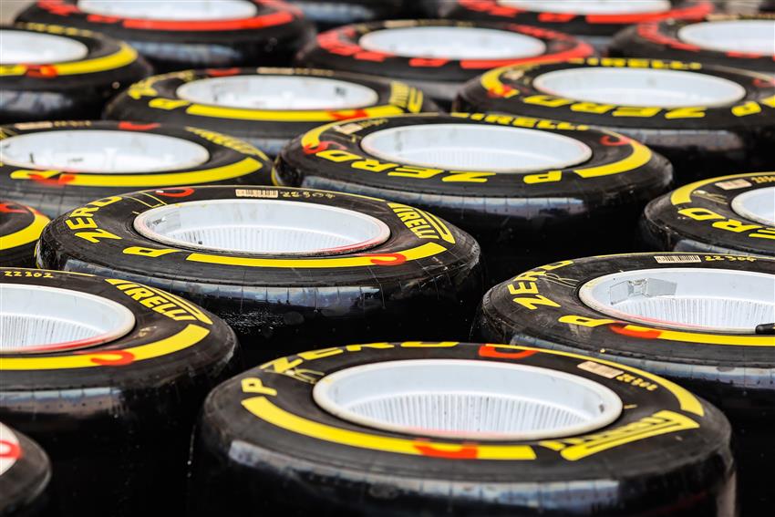 Soft F1 tyres
