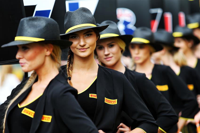 Belgium Spa grid girls in black