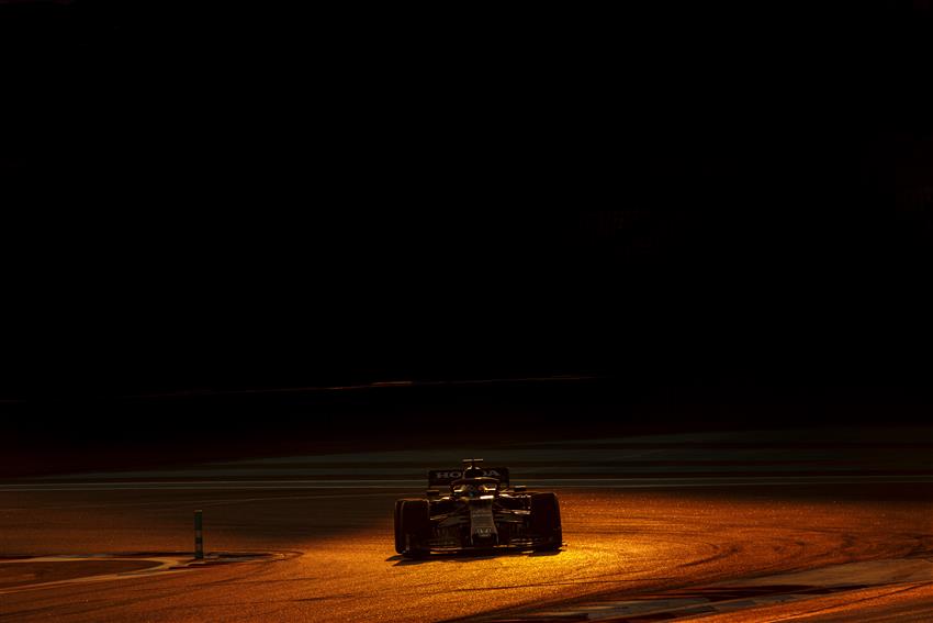 F1 car Bronze silhouette