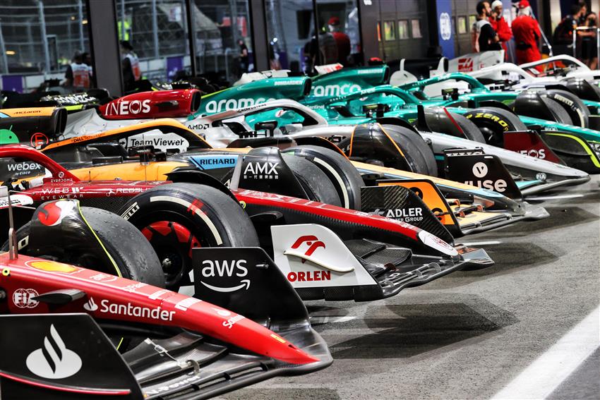F1 cars all lined up