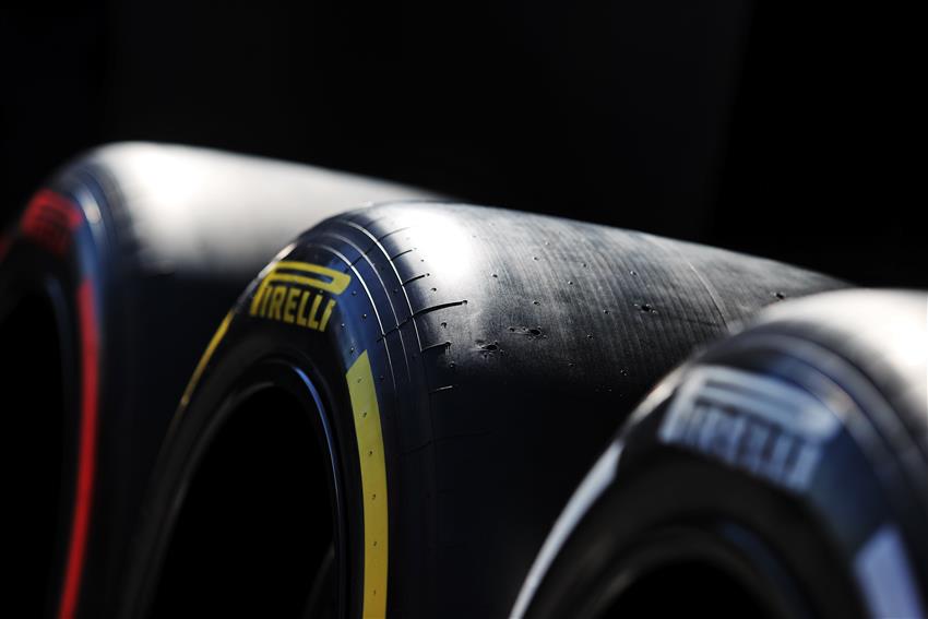 F1 track tyres