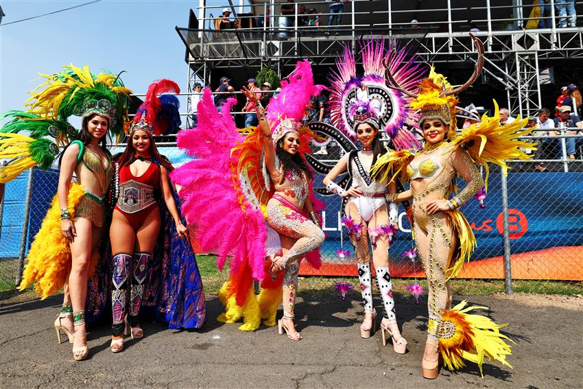 Grid circuit girls