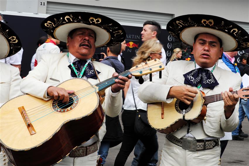 mariachi band