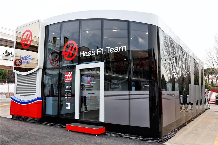 Haas F1 Motorhome paddock
