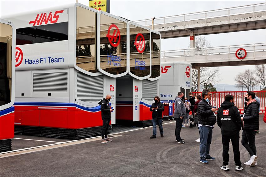 Haas F1 Motorhome paddock in Mexico
